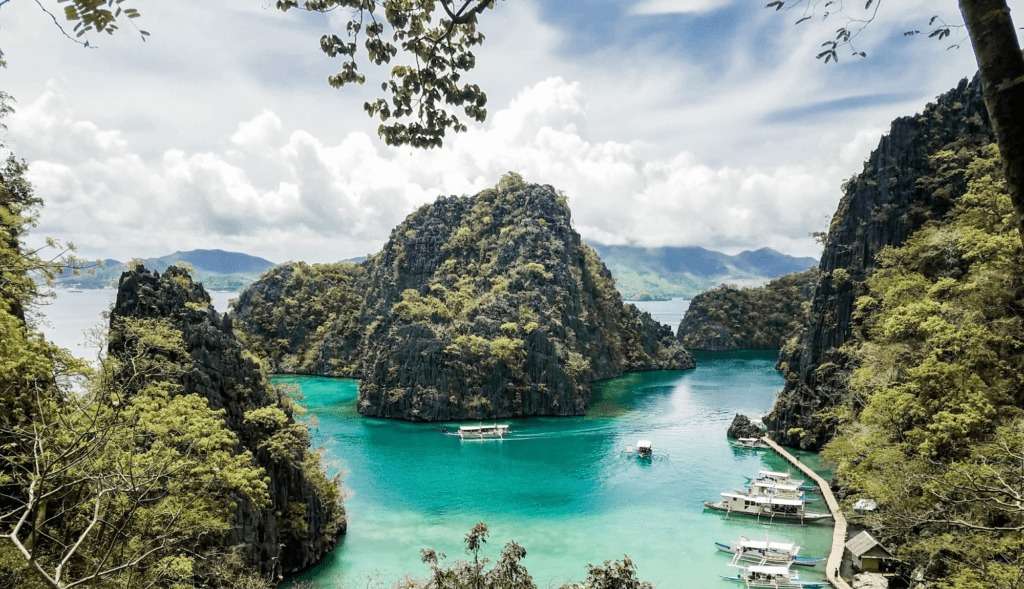 View at the Bay at Kayangan Lake in Palawan near Coron