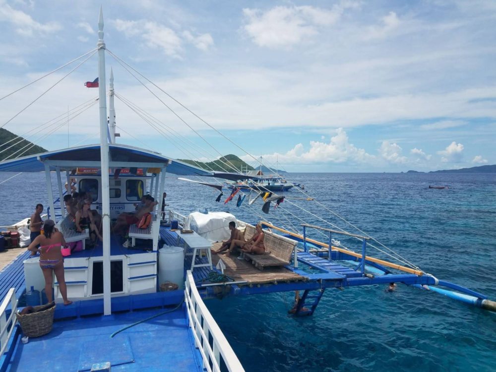 World Trip Travel Bucket List - Tao Philippines Boat