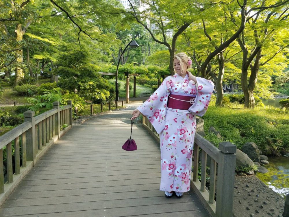 World Trip Travel Bucket List - Wearing a traditional Japanese Kimono