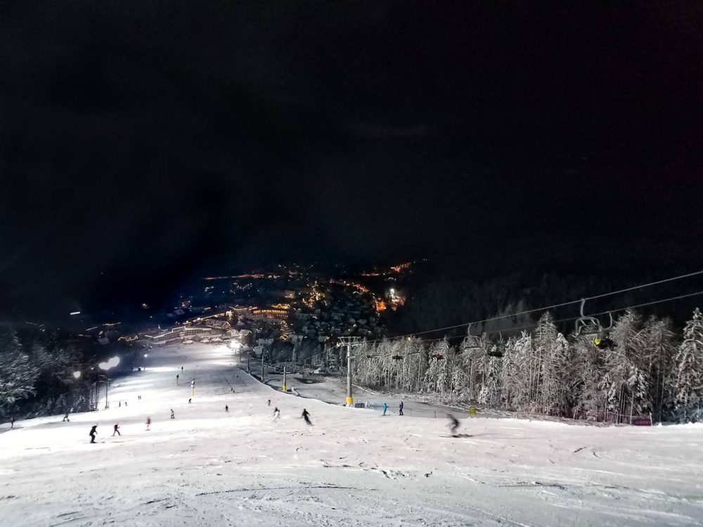 Night skiing in Kranjska Gora - find the best ski resorts in Slovenia - the ultimate guide to skiing in Slovenia