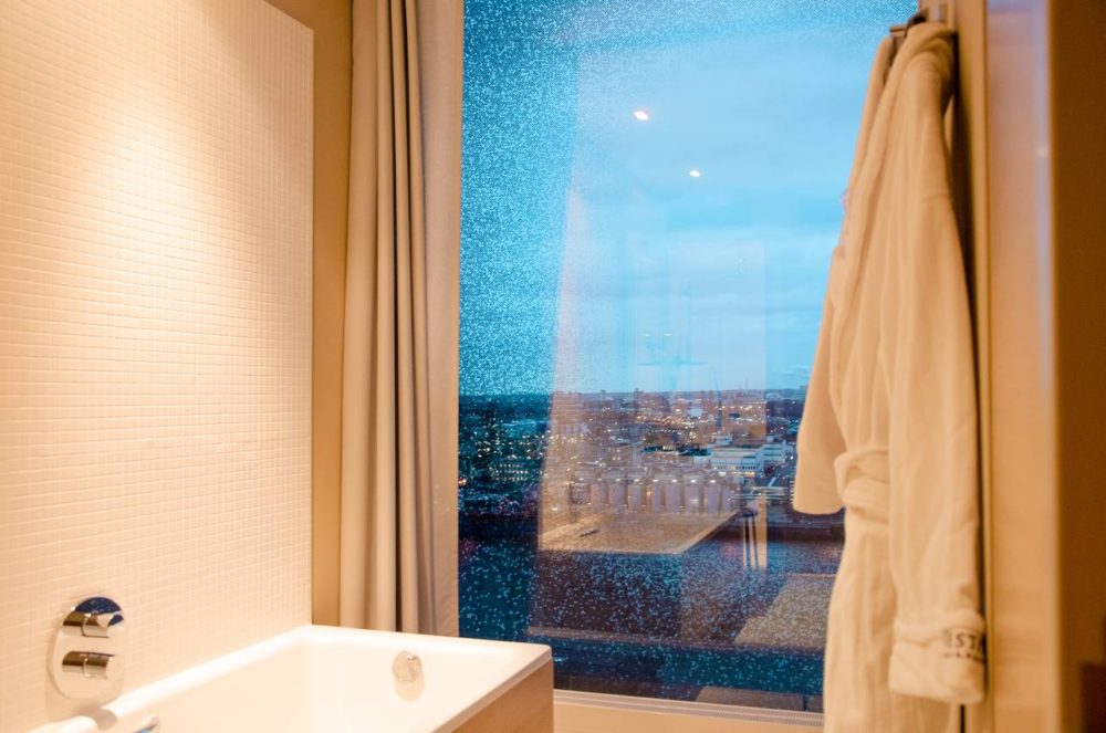 Westin Hamburg Elbphilharmonie Review Junior Suite Bathroom with a view