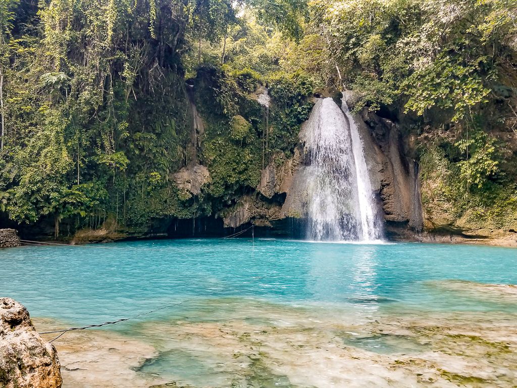 Kawasan Falls Cebu Phillippines Ultimate Guide to these instaworthy waterfalls near Moalboal