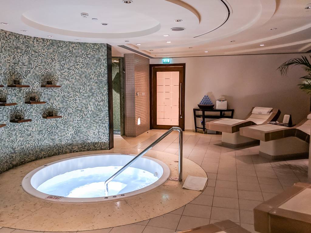Whirlpool at Spa of Grosvenor House Dubai
