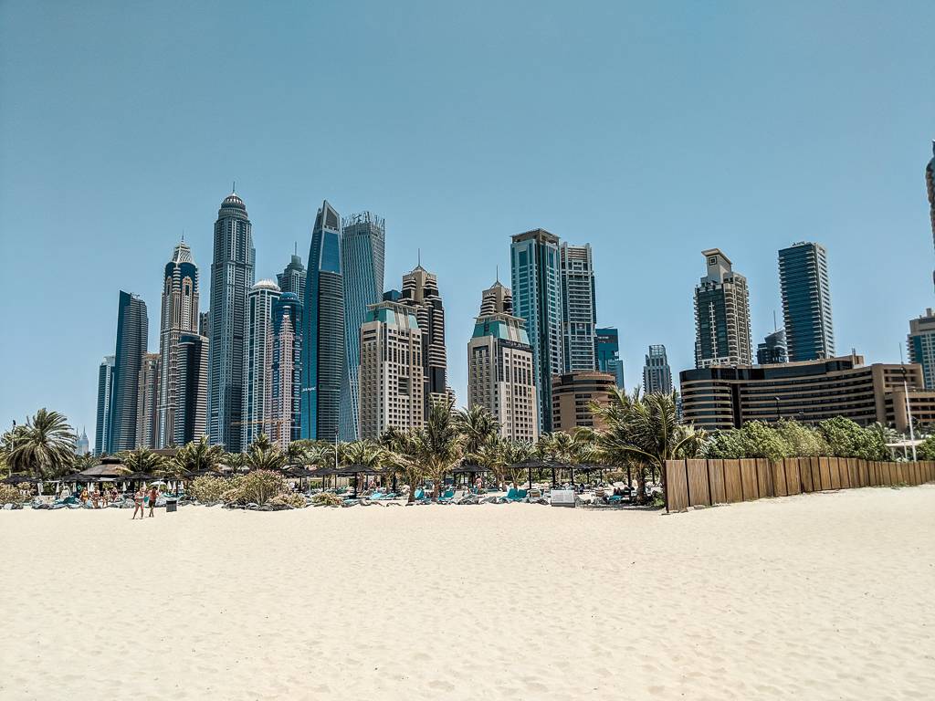 Дубай марина пляж