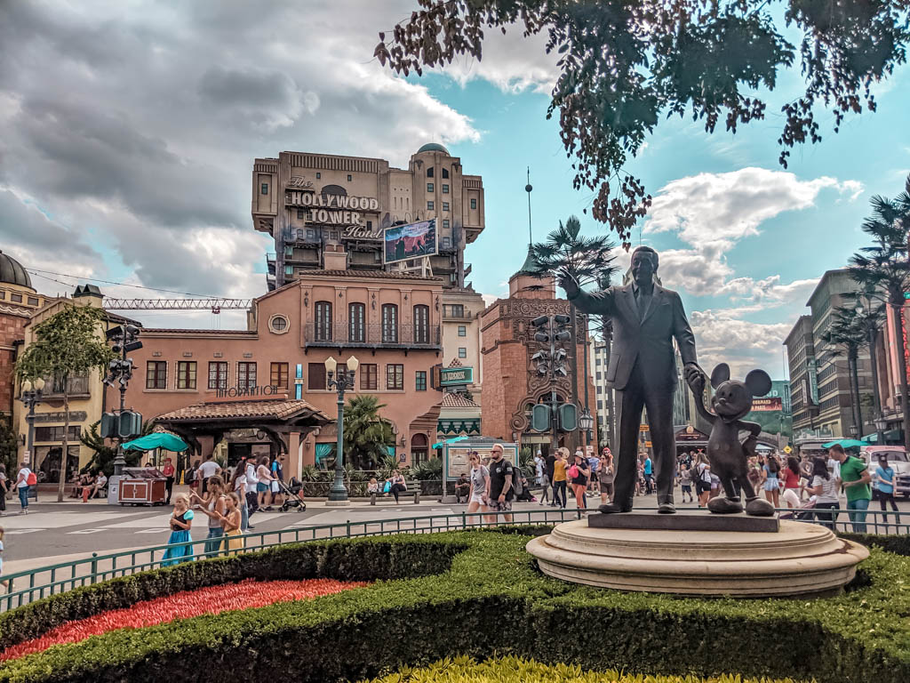 Walt Disney Statue at Walt Disney Studio Park