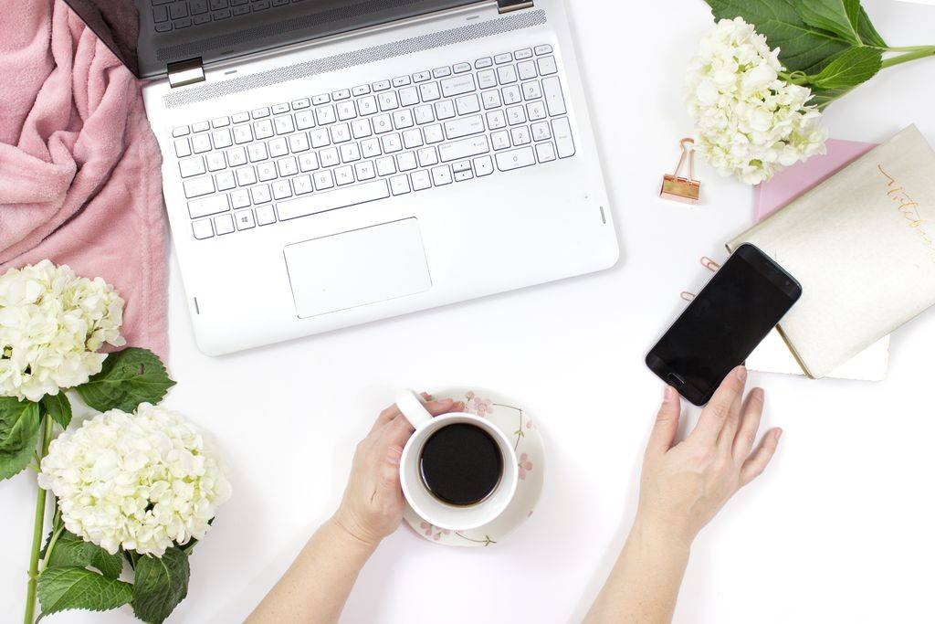 Coffee, Smartphone and Laptop - the secret weapons of every blogger