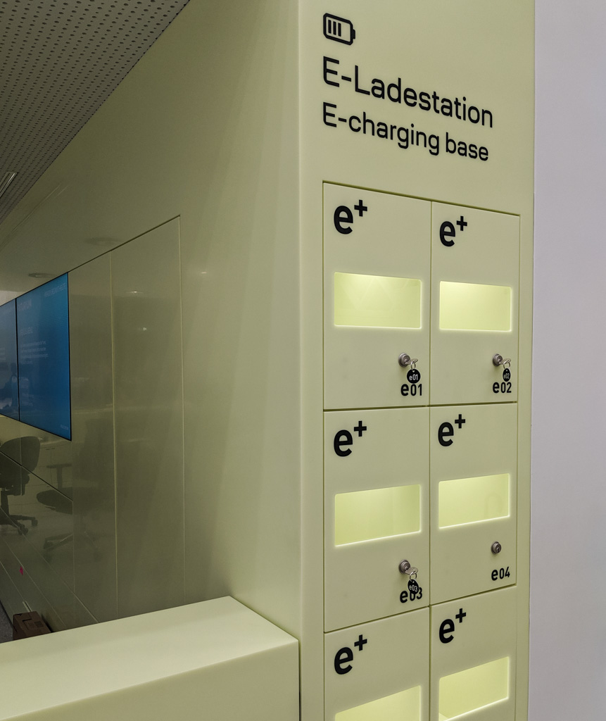 E-charging phone station at Futurium Berlin