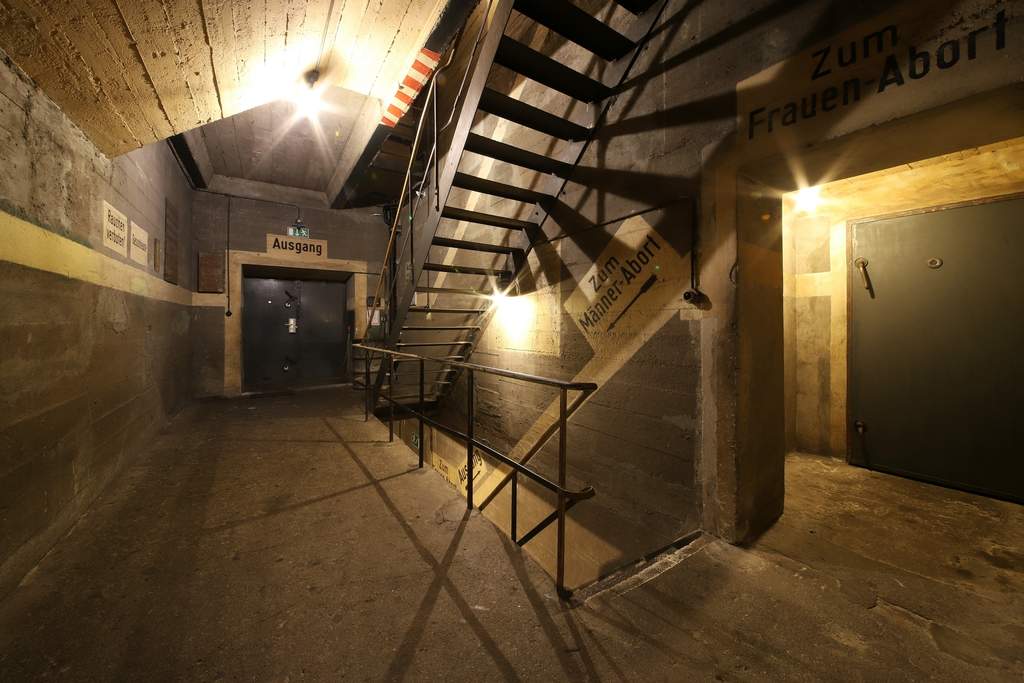 bunker tour berlin