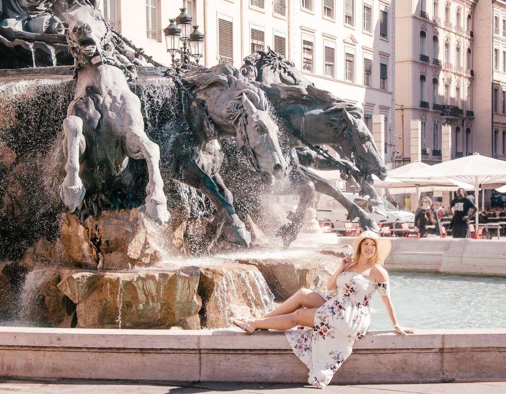 Fontaine Bartholdi near Hotel de Ville in Lyon (Most instagrammable spots in Lyon)